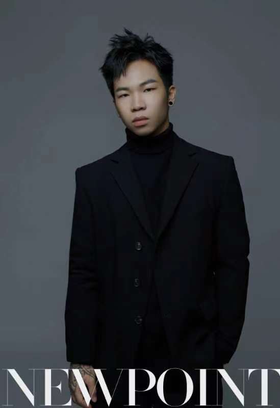 Zi Wei Zhang